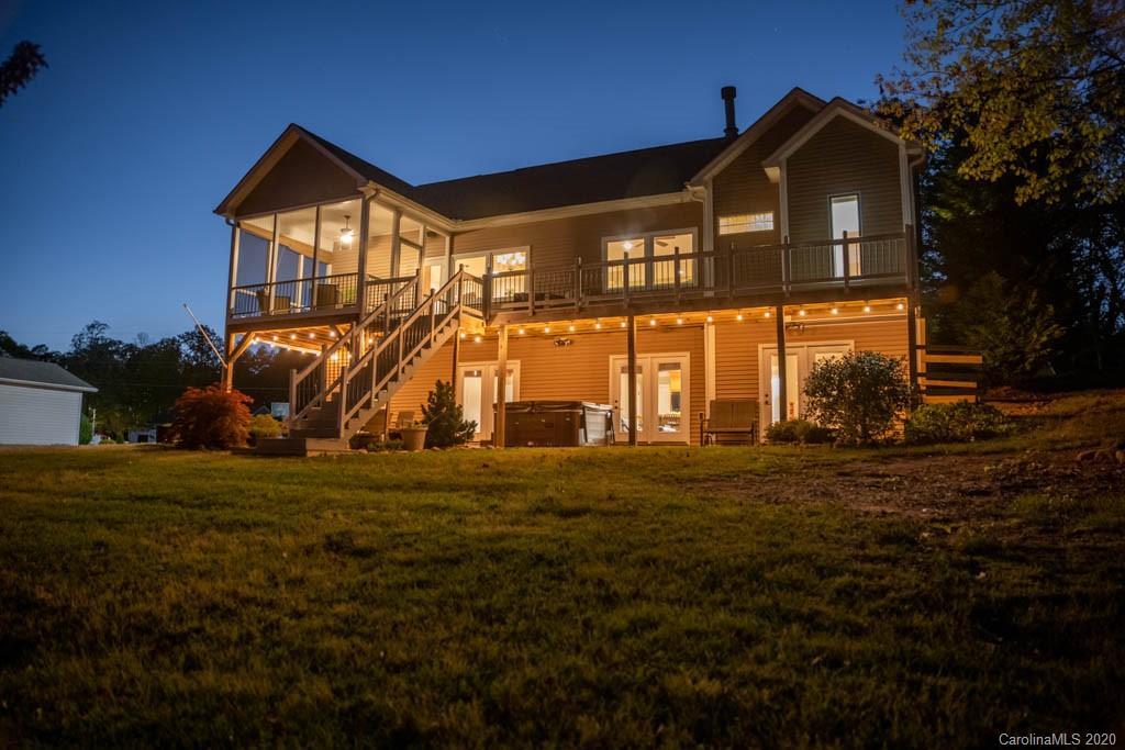 4496 Lake Dr., Sherrills Ford, NC 28673