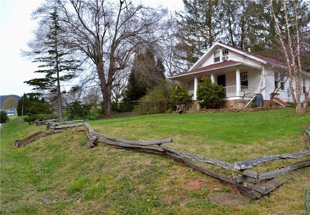 458 Morgan Rd., Candler, NC 28715