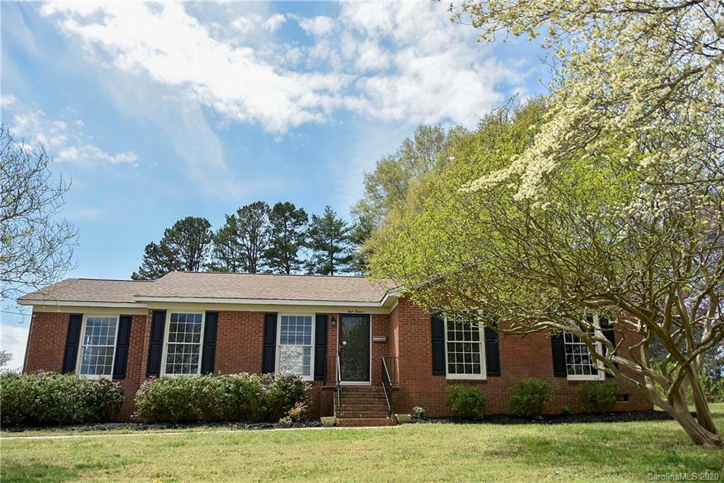 813 Lynhaven Dr., Gastonia, NC 28052