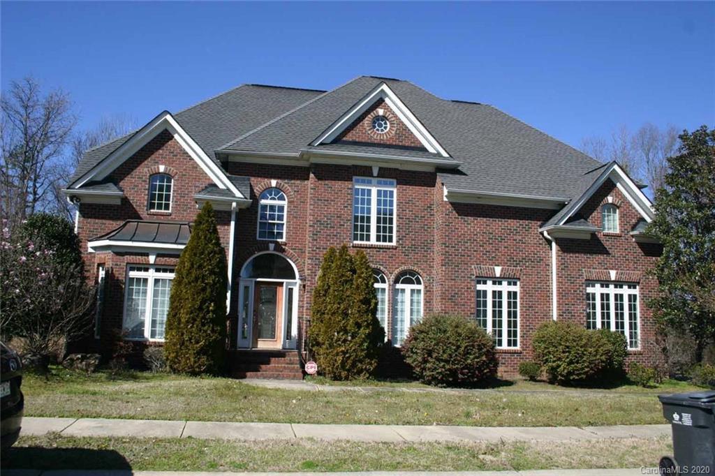 1318 Bershire Ln., Charlotte, NC 28262