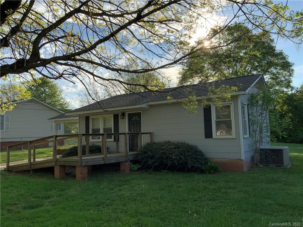 104 Abernathy St., Mount Holly, NC 28120