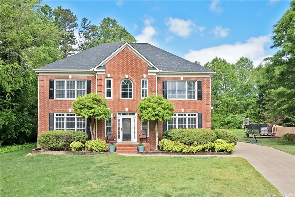 110 Patton Ct., Mooresville, NC 28117