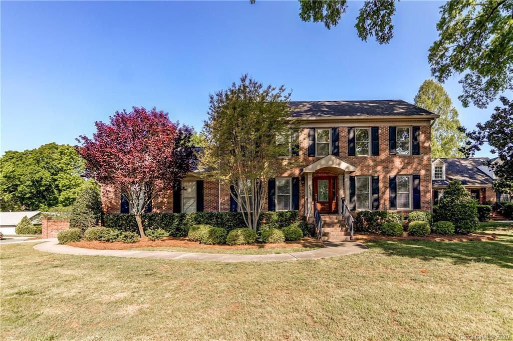 8525 Fairview Rd., Charlotte, NC 28226