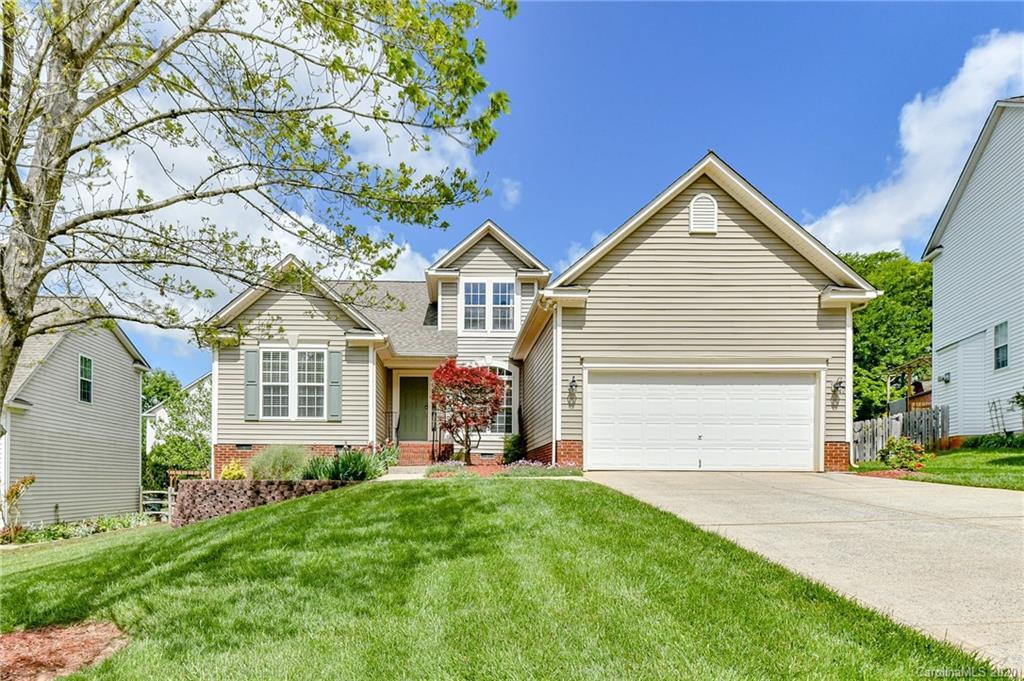 12128 Autumn Winds Ln., Pineville, NC 28134