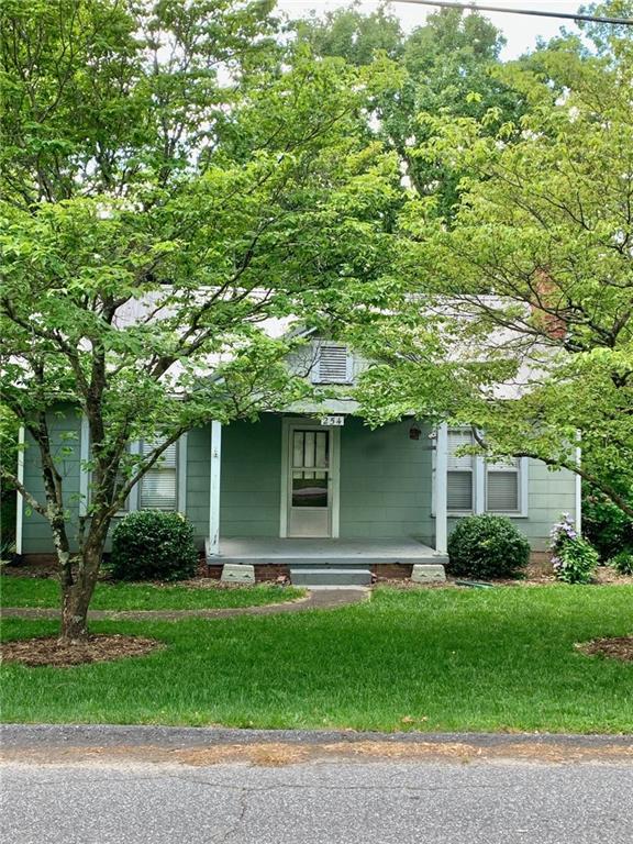 254 37th St., Hickory, NC 28602