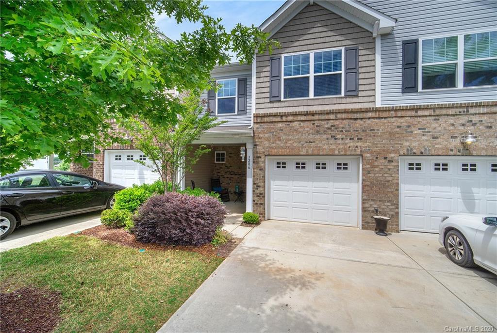 3286 Yarmouth Ln. #14, Gastonia, NC 28056