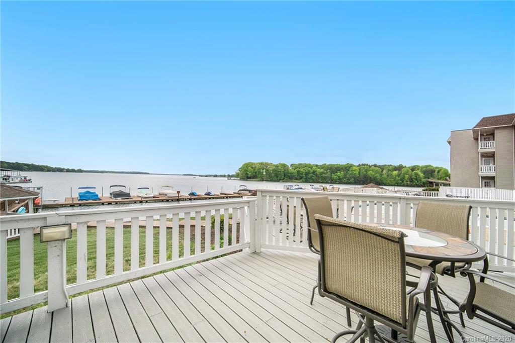 7831 Spinnaker Bay Dr. #110, Sherrills Ford, NC 28673
