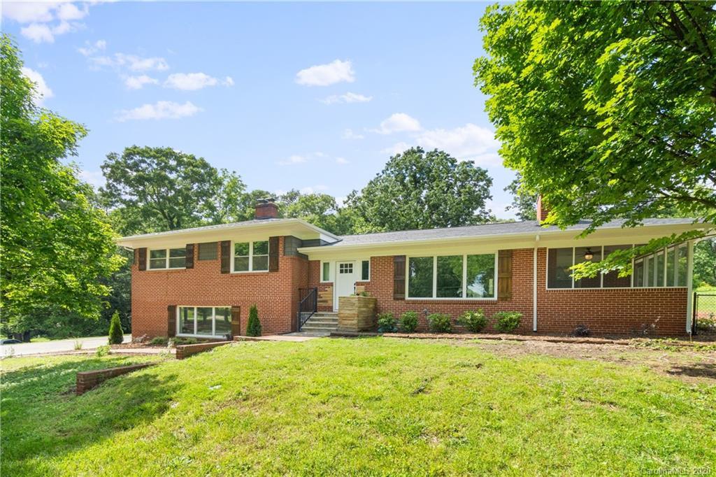 196 Gum Branch Rd., Charlotte, NC 28214