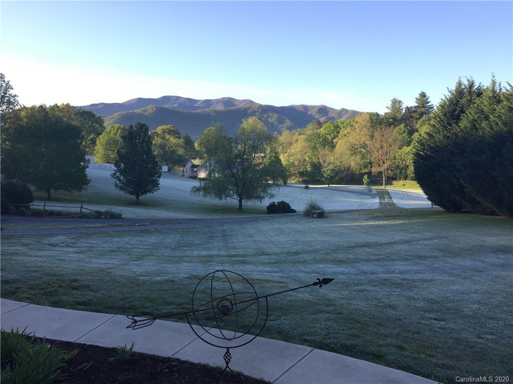 120 Dolata Ln., Waynesville, NC 28786