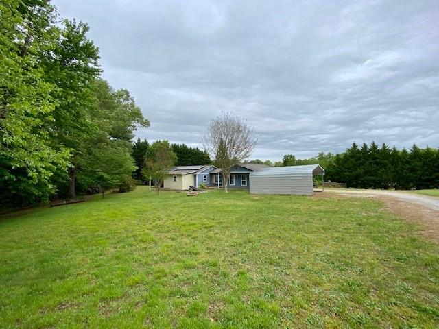 74 Honeycutt Ln., Hickory, NC 28601