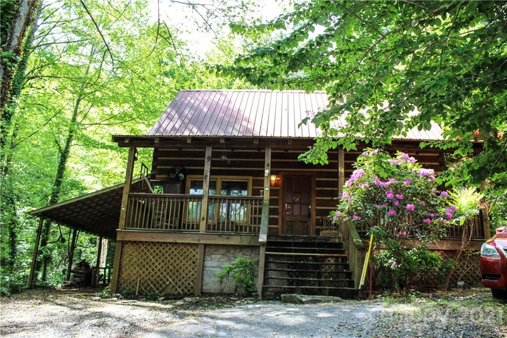 68 Prior Ln., Bryson City, NC 28713
