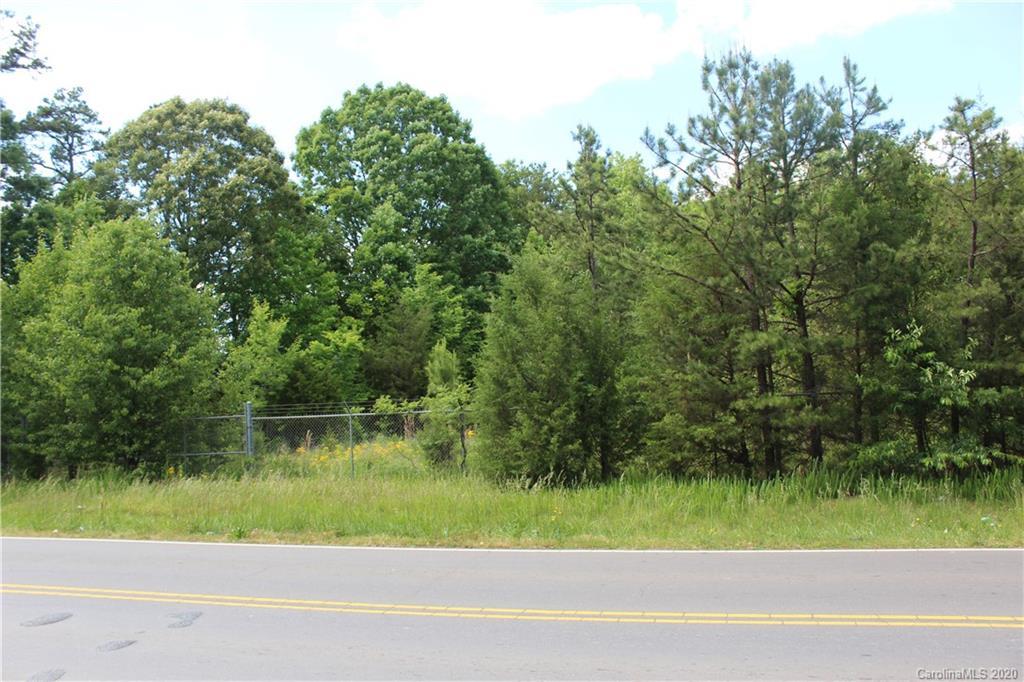 9525 Parkton Rd., Charlotte, NC 28215