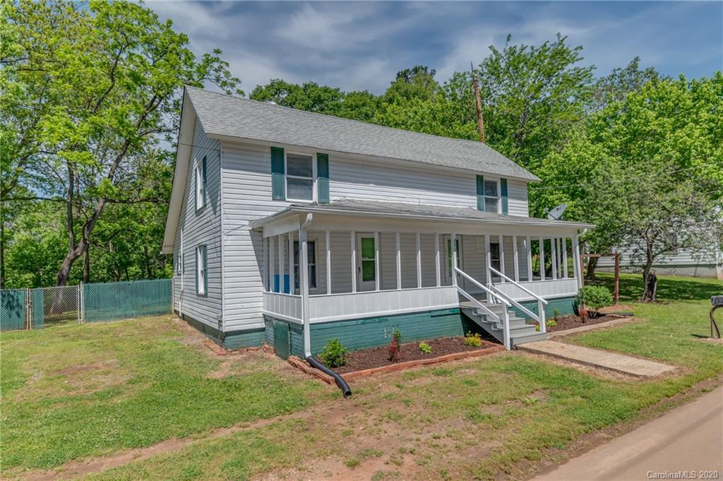 206 Main St., Henrietta, NC 28076