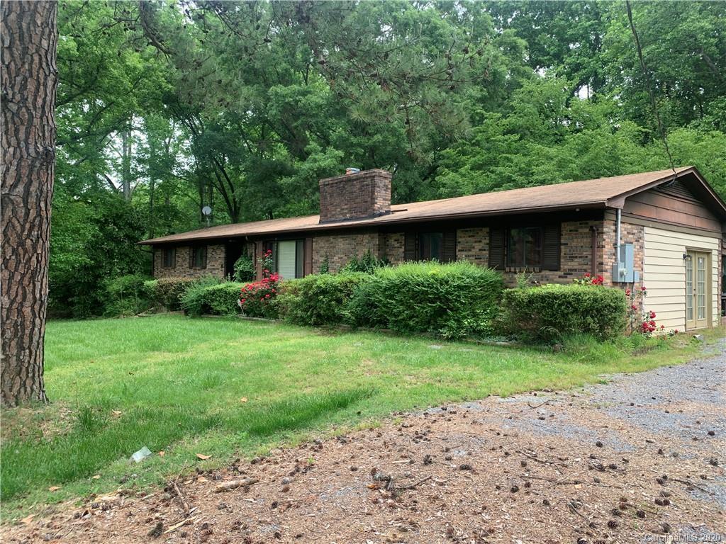 1021 Lundy Ln., Charlotte, NC 28214