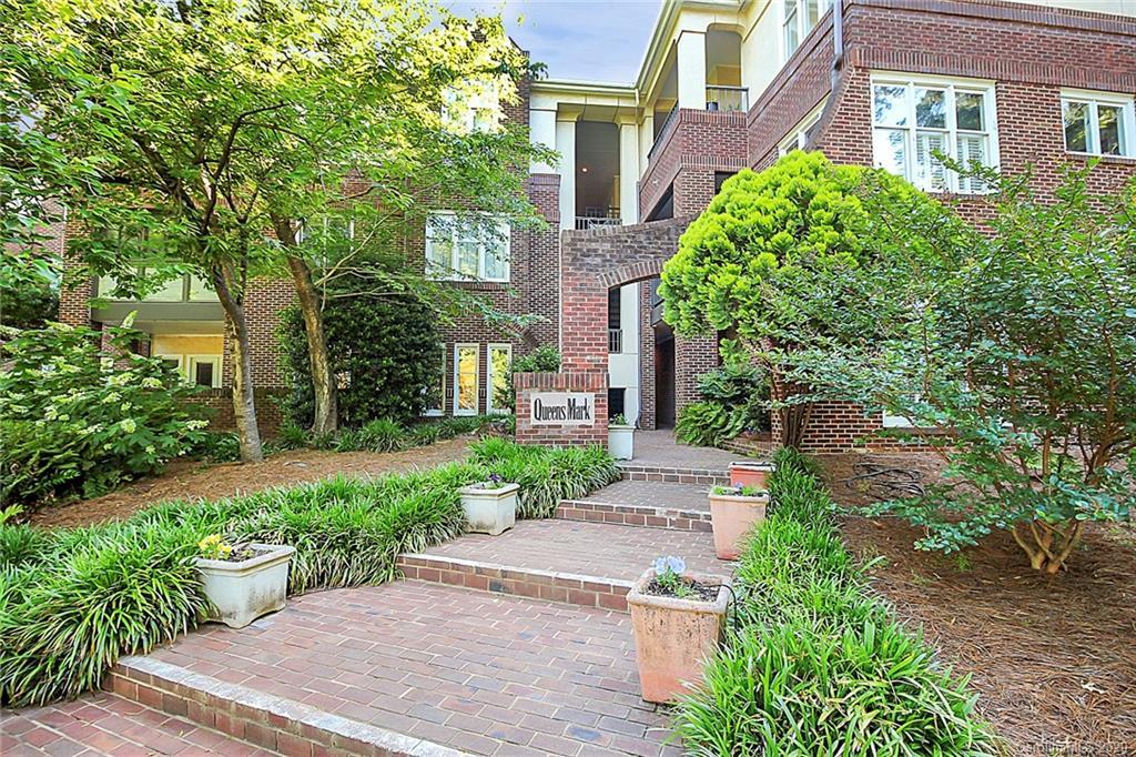 325 Queens Rd. #11, Charlotte, NC 28204