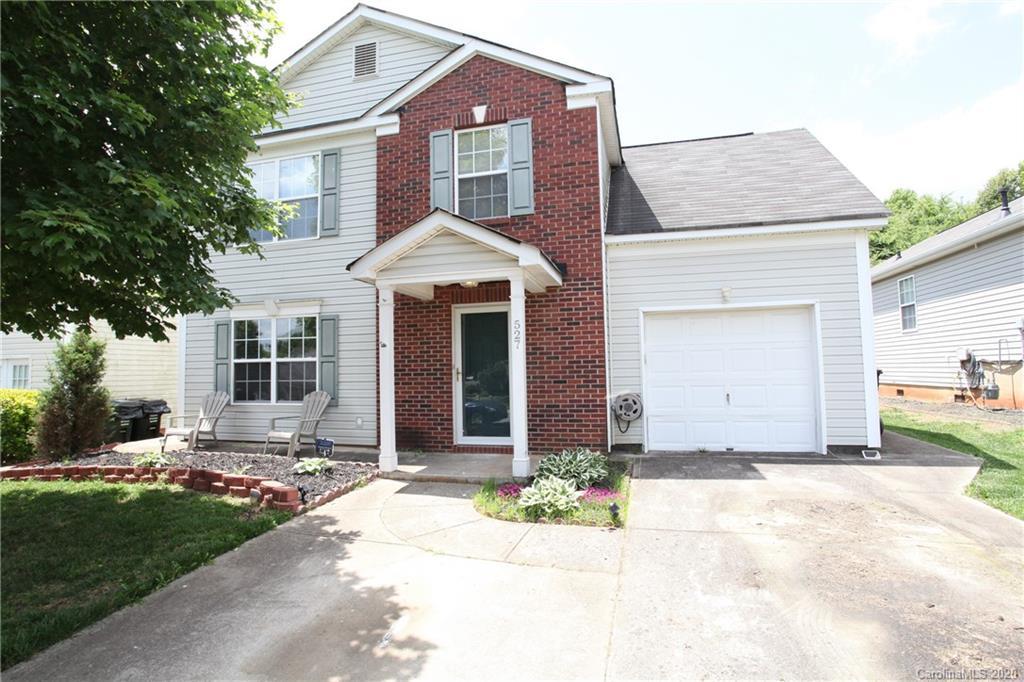 527 Railway Pl., Concord, NC 28025