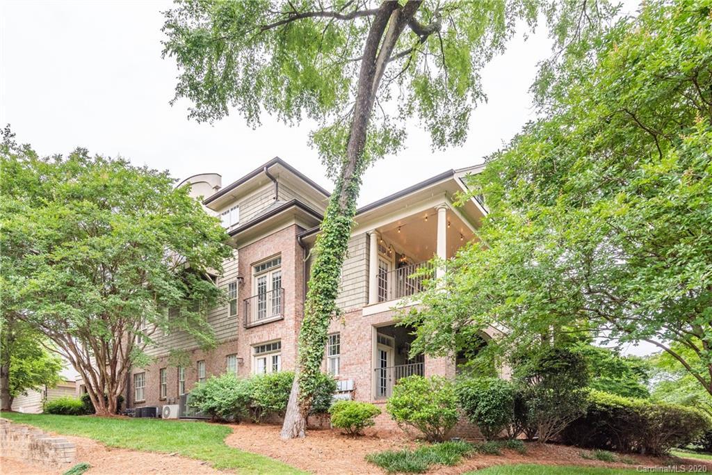 1135 Park West Dr., Charlotte, NC 28209