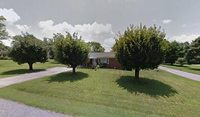 609 Lincoln Ln., Lenoir, NC 28645