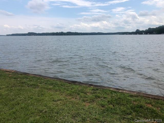 2529 Ranger Island Rd., Denver, NC 28037