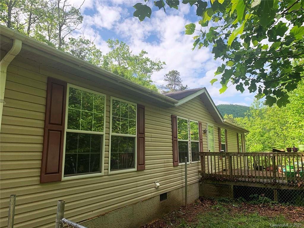 48 Running Water Cir., Sylva, NC 28779