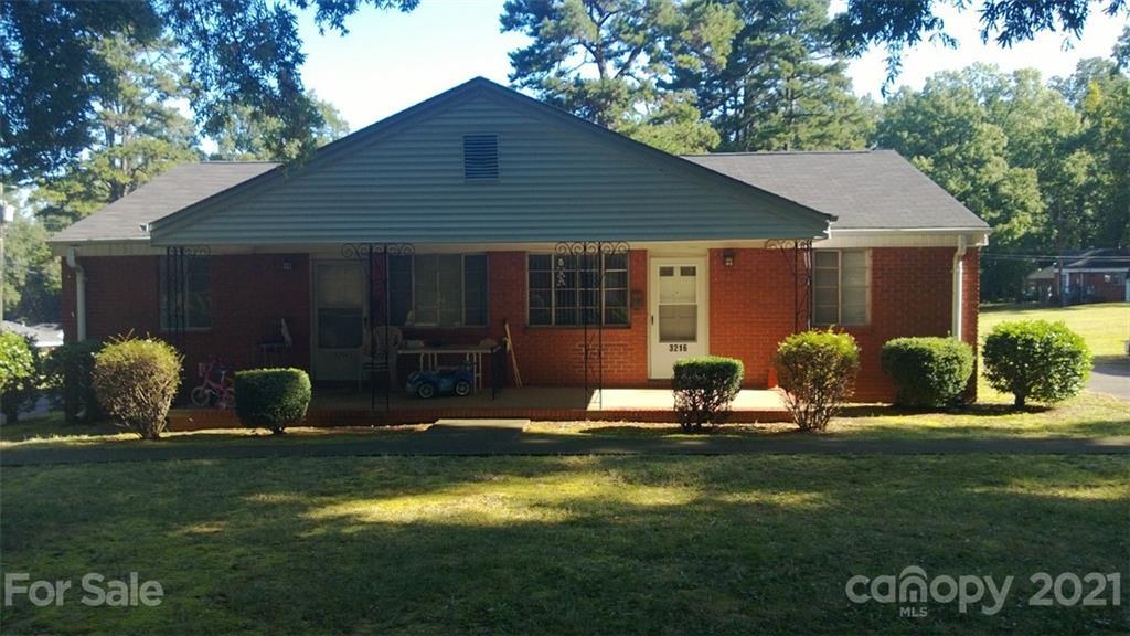 3216 Minnesota Rd., Charlotte, NC 28208
