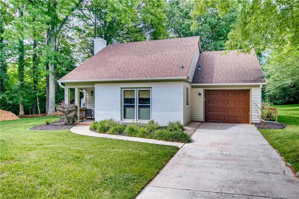 733 Hollis Rd., Charlotte, NC 28209