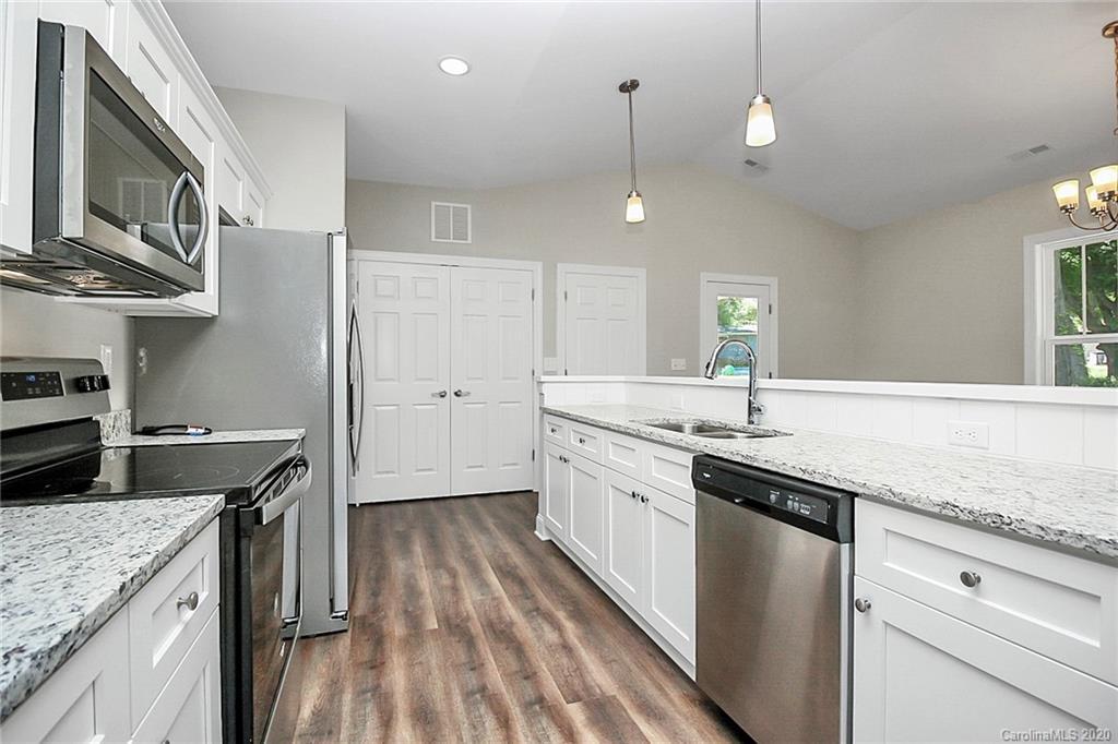 204 Craig St., Mount Holly, NC 28120