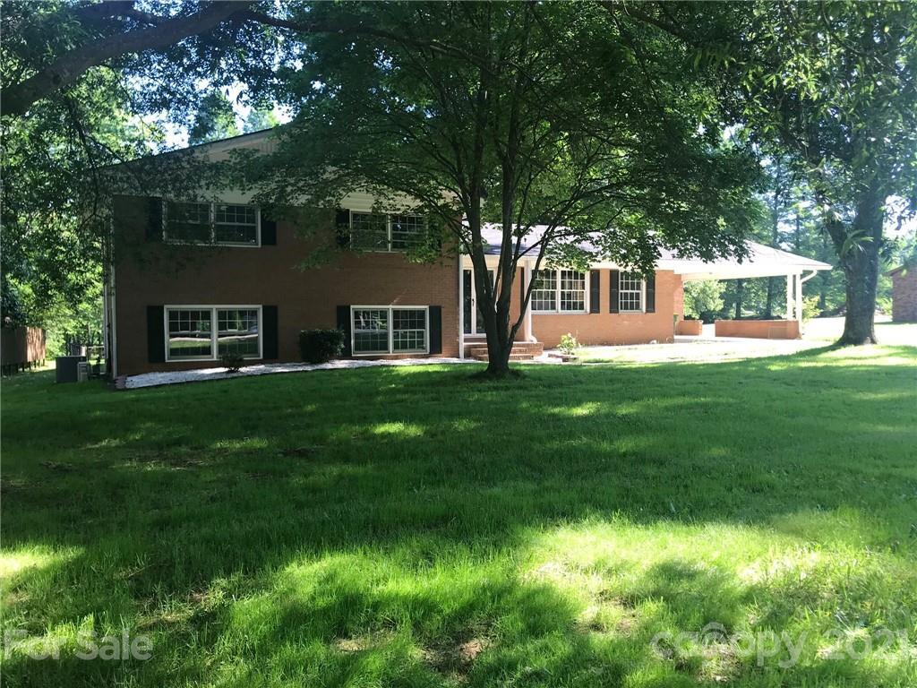 140 Neita Dr., Salisbury, NC 28147