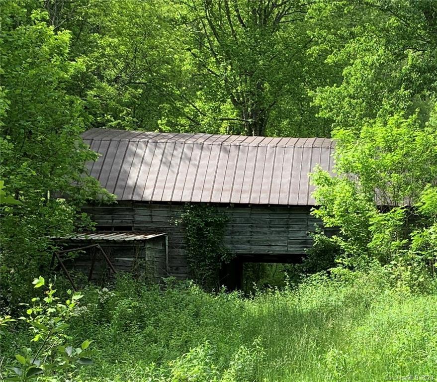 51 Spirit Hollow, Canton, NC 28716