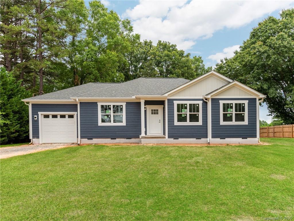 1543 Rolling Meadow Ln., Gastonia, NC 28052