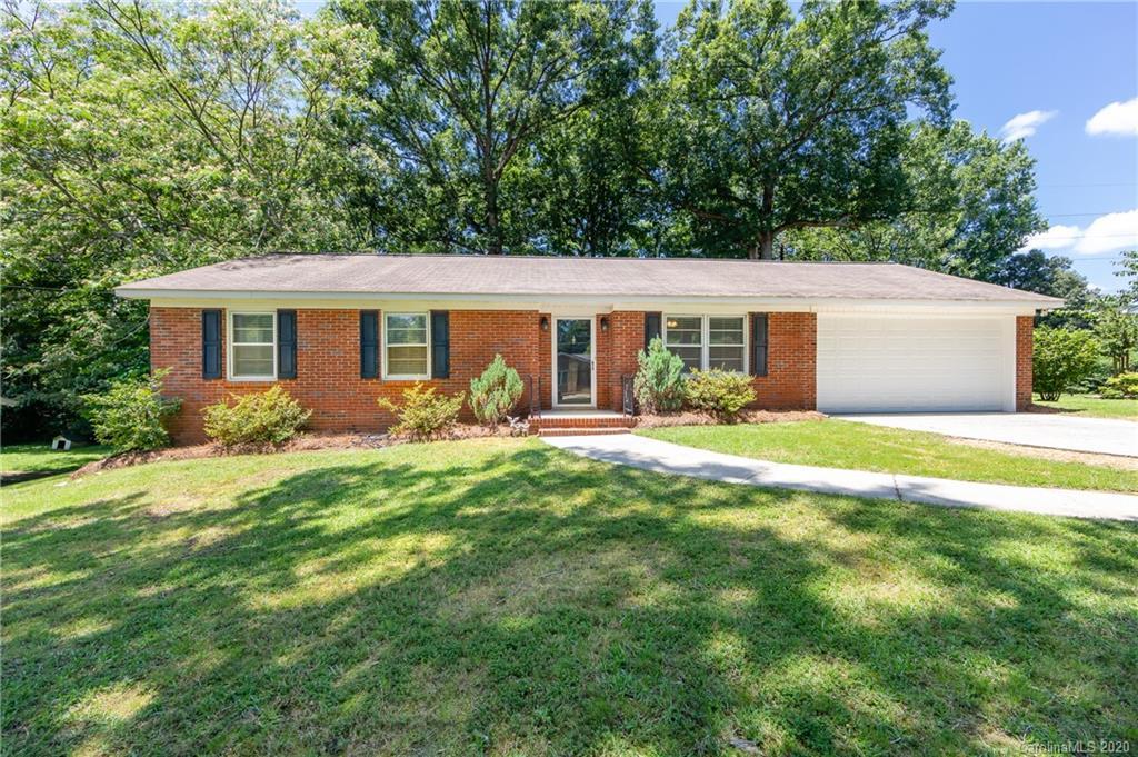 904 Oak Forest Dr., Monroe, NC 28112