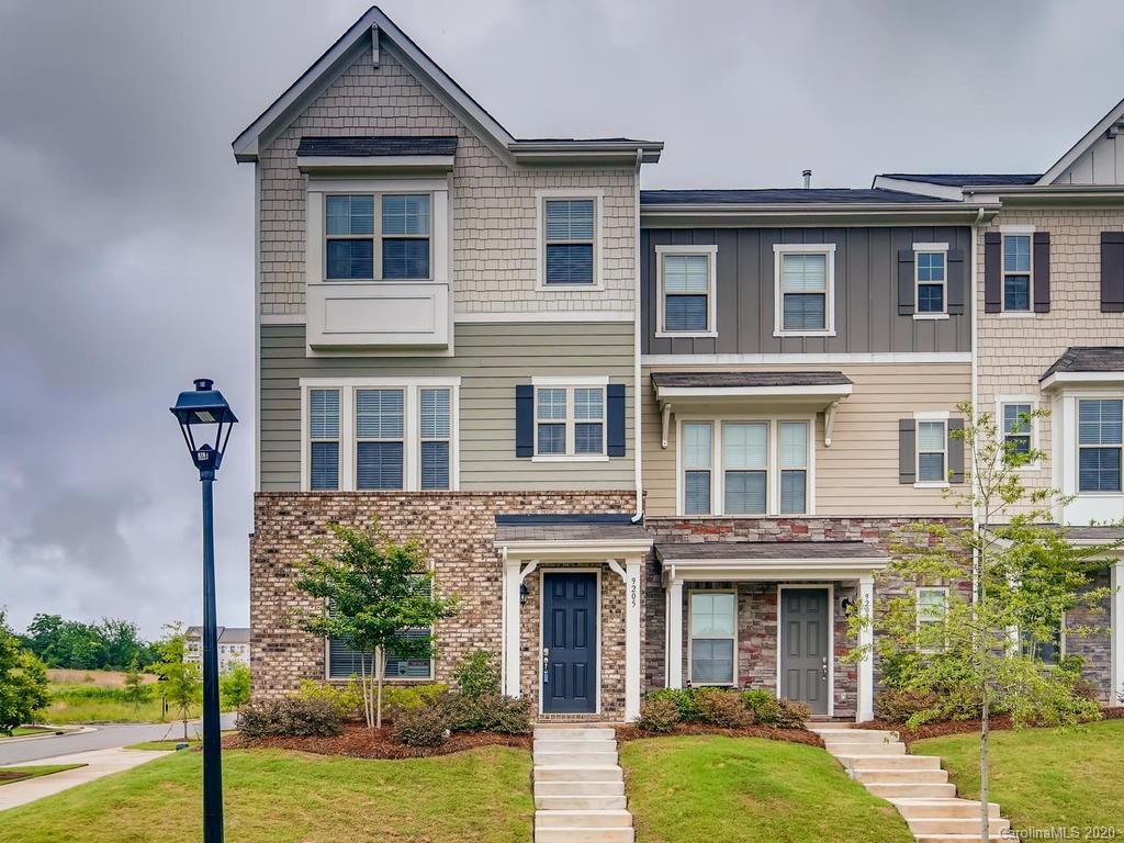9205 Bluefield St., Charlotte, NC 28273