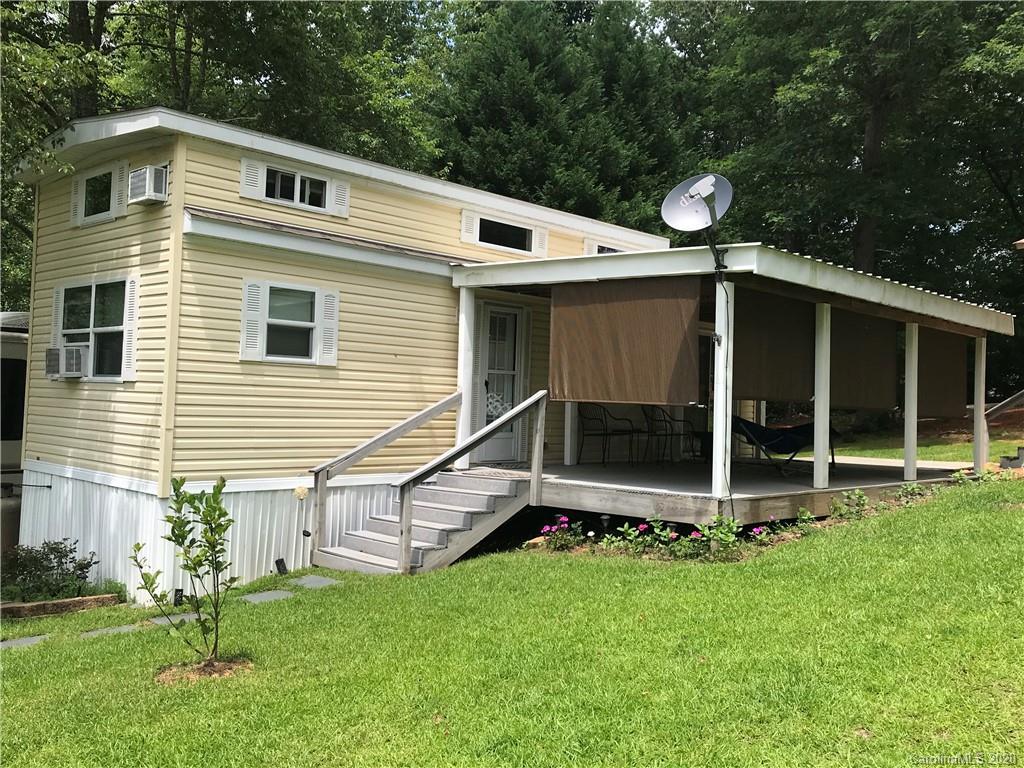 110 Sparrow Ln., New London, NC 28127