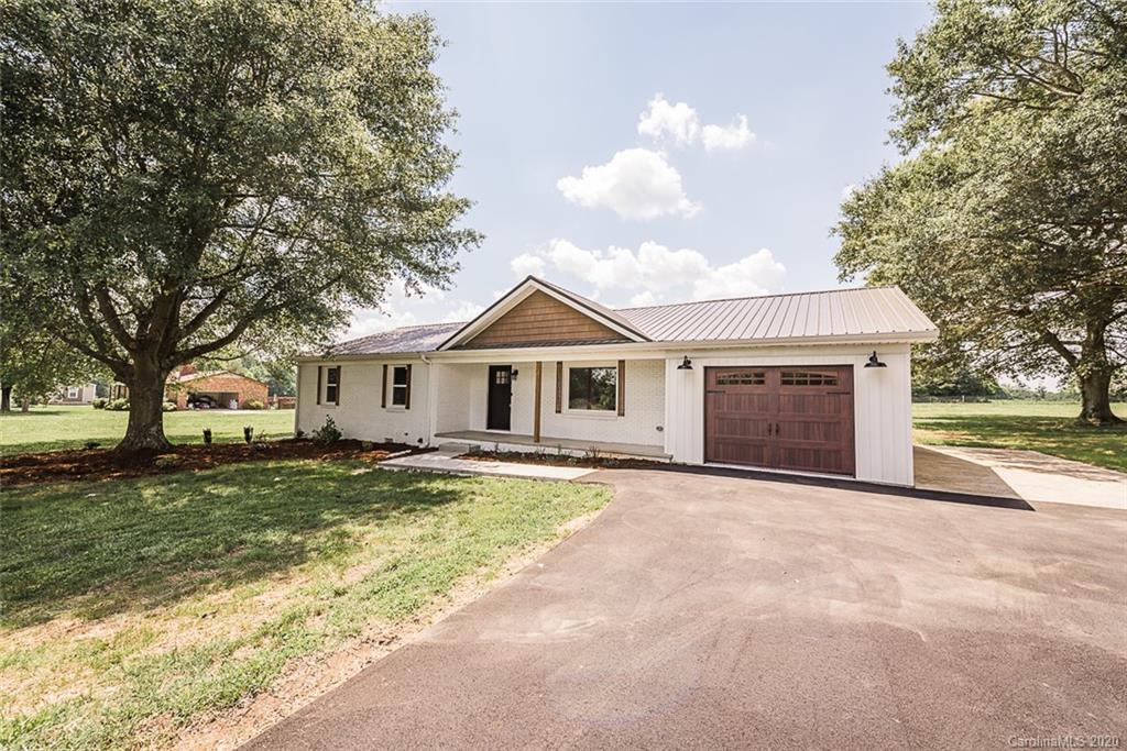 124 Gays Chapel Rd., Statesville, NC 28625