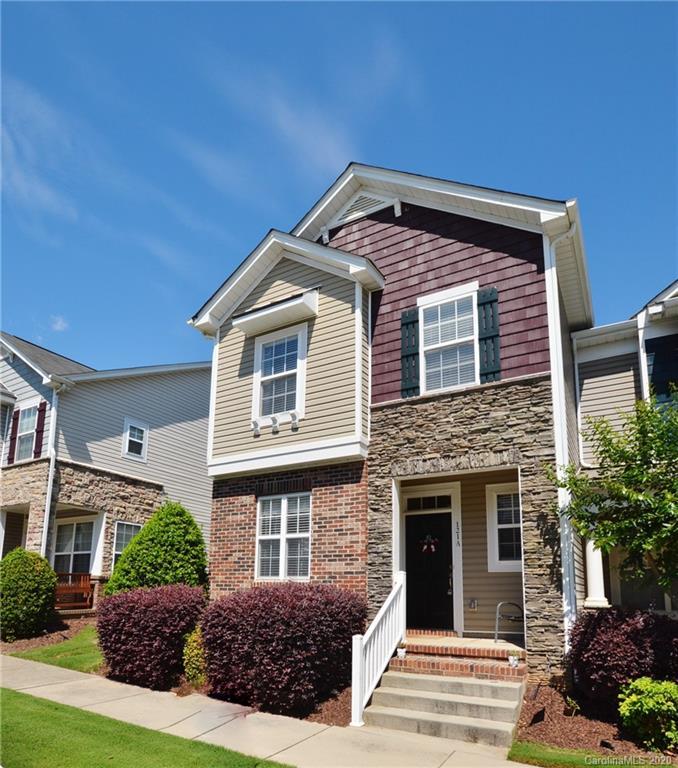 121 Walnut Cove Dr. #A, Mooresville, NC 28117