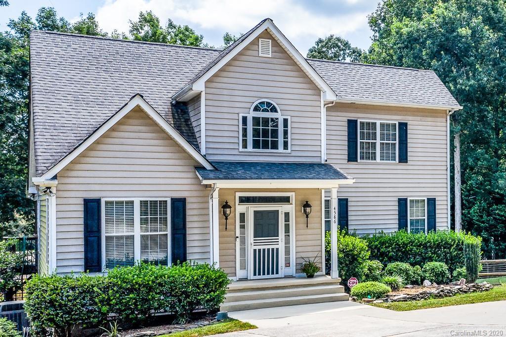4586 Lynwood Rd., Sherrills Ford, NC 28673