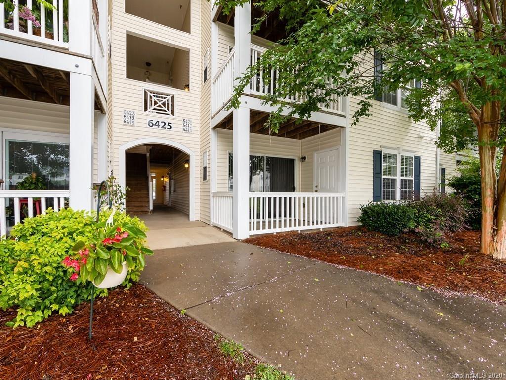 6413 Town Hall Pl., Harrisburg, NC 28075