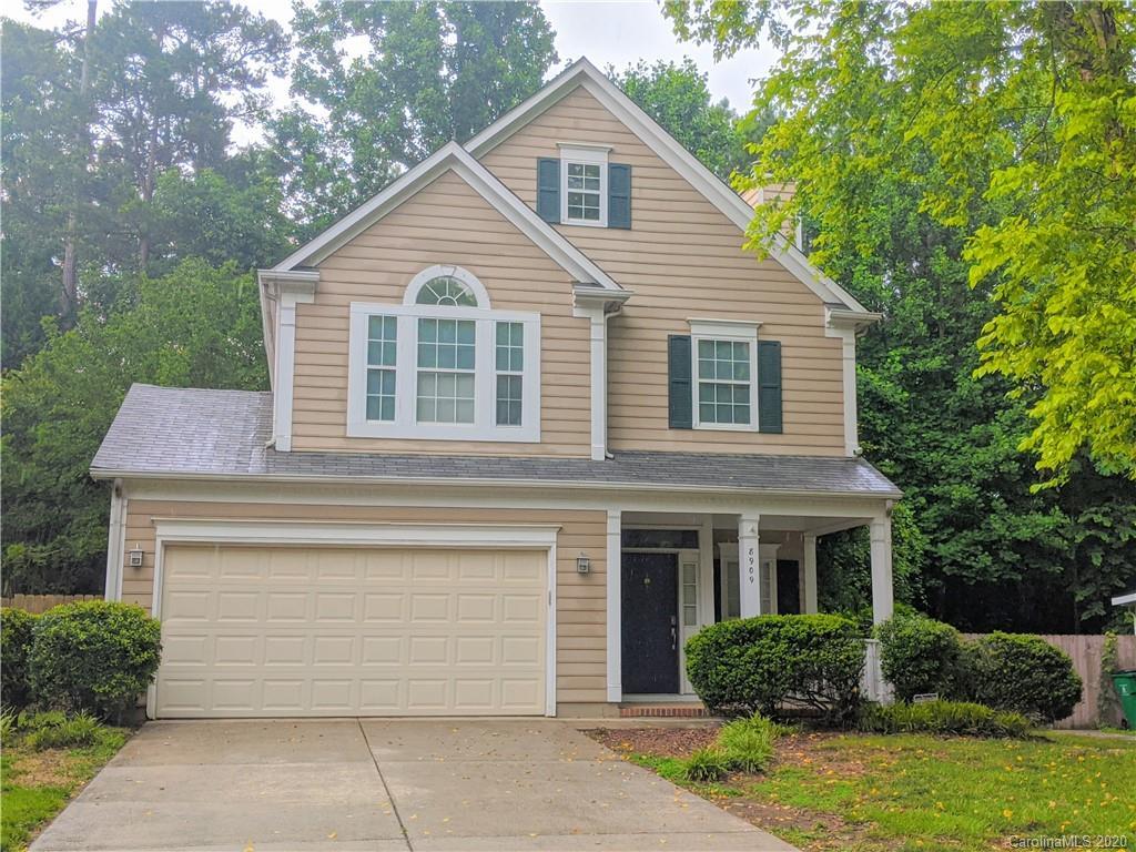 8909 Trentsby Pl., Charlotte, NC 28216