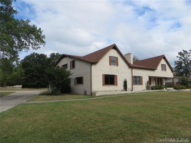 1607 N Main St., Mount Holly, NC 28120