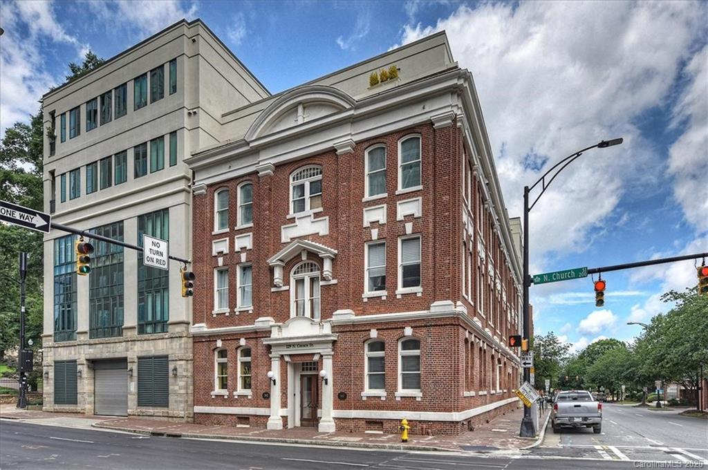 229 Church St., Charlotte, NC 28202