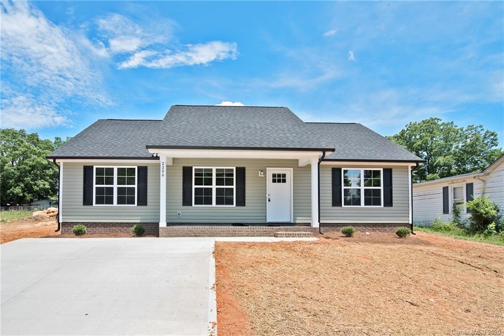 2206 Brookview Ave., Kannapolis, NC 28081
