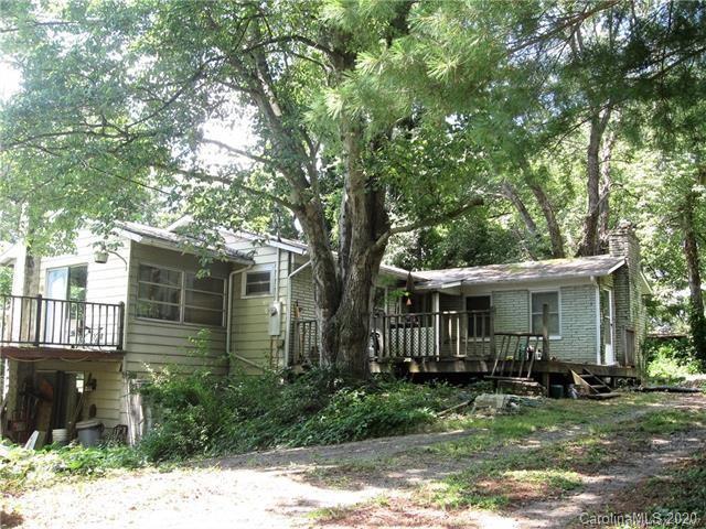 10 Saxons Walk Way, Black Mountain, NC 28711