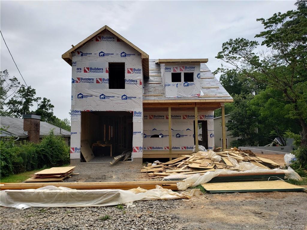 118 Craggy St., Black Mountain, NC 28711