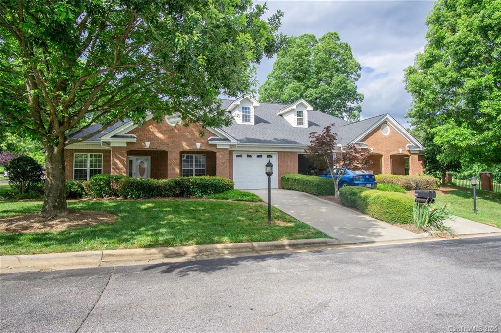 110 Knops Nob Rd., Mooresville, NC 28115