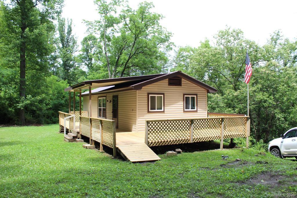 71 Groundhog Mountain Rd., Whittier, NC 28789