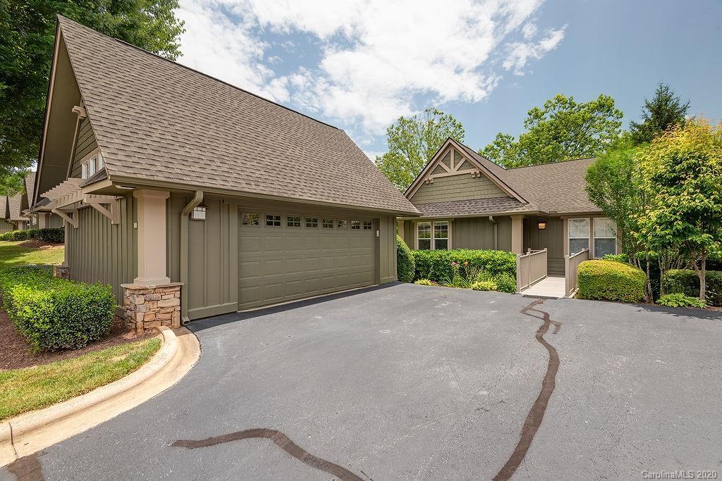 330 Fox Den Ct. #601, Hendersonville, NC 28792