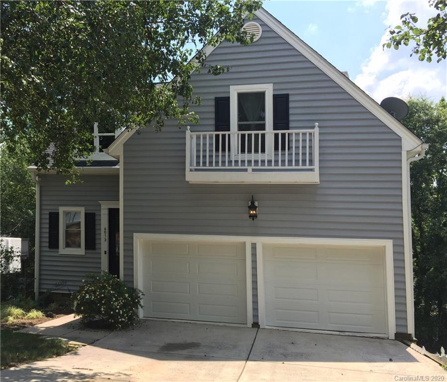 6013 Coaching Inn Ct., Charlotte, NC 28270