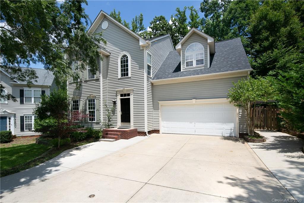 12034 Cheviott Hill Ln., Charlotte, NC 28213