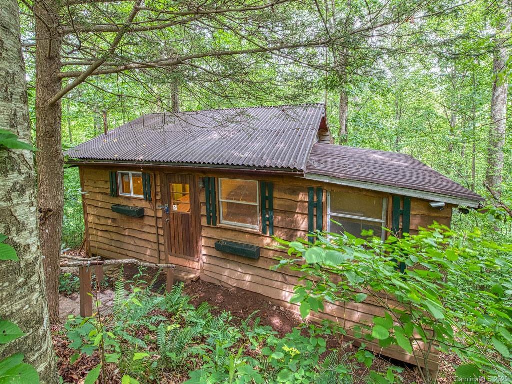 172 Geranium Dr., Sylva, NC 28779