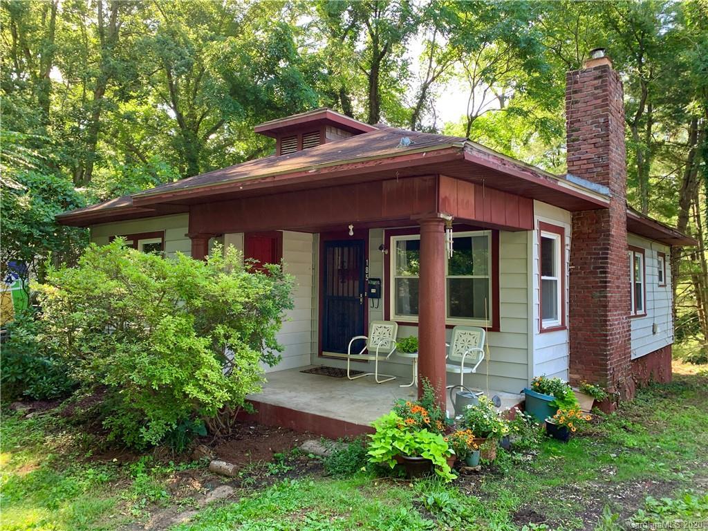 185 Houston Pl., Asheville, NC 28801